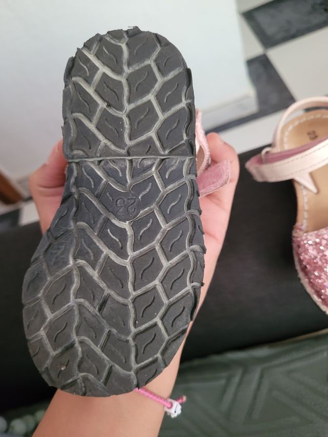 Sandalias rosas brillantes talla 23