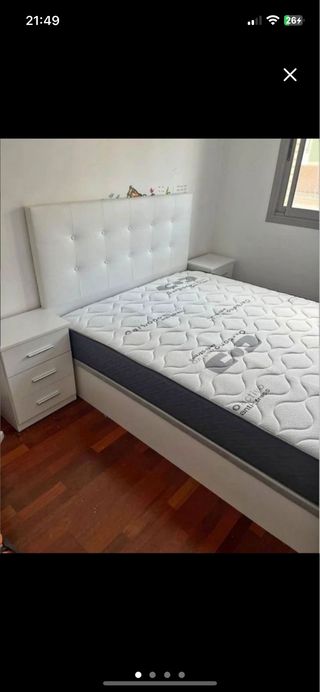 Canapé, Colchón y Cabezal Nuevos