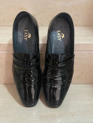 Scarpe eleganti Easy nere lucide