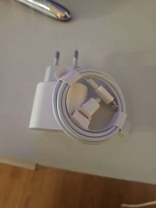 Cargador Apple iPhone Blanco