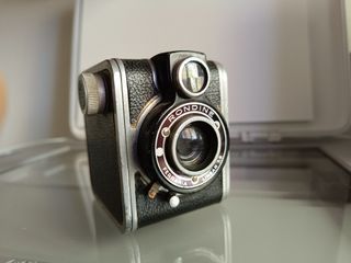 Fotocamera Ferrania Rondine box italiana