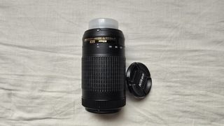 Cámara Nikon D3400 + 2 objetivos - €300