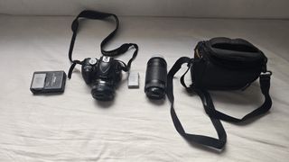 Cámara Nikon D3400 + 2 objetivos - €300