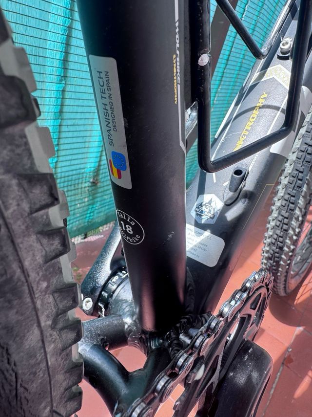 Bicicleta Wolfbike 29”, talla 18, 11 marchas.