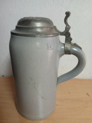 Jarra de cerveza HB Alemana