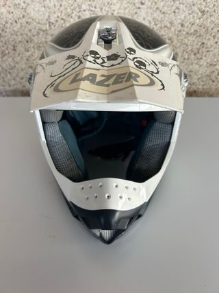Casco Lazer Negro y Blanco Calaveras