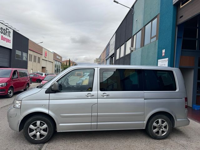 Volkswagen Multivan doble puerta