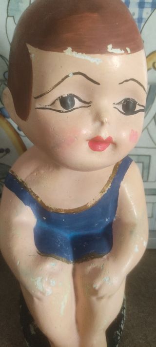 Salvadanaio in gesso antico