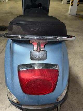 Vespa Piaggio LX50 49cc Azul