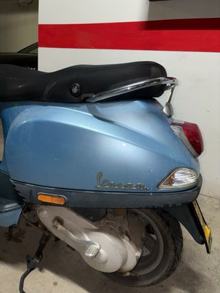Vespa Piaggio LX50 49cc Azul