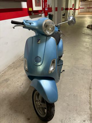 Vespa Piaggio LX50 49cc Azul