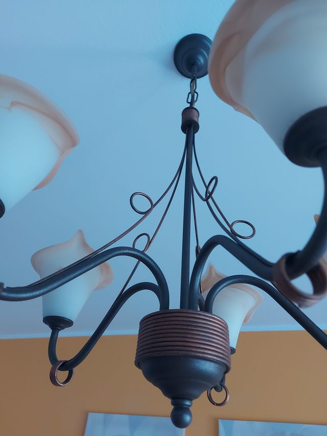 Lámpara de techo de cristal y metal