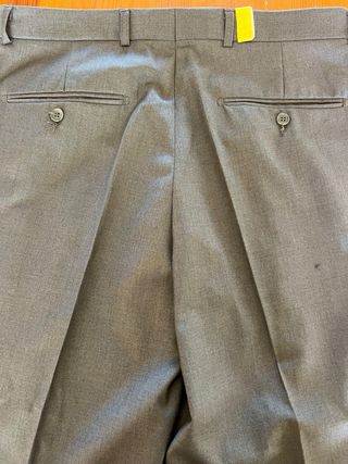 Traje de caballero gris