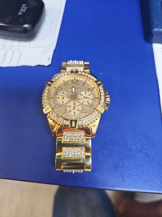 Reloj Guess Chapado en Oro