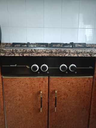 Placa de gas o vitrocerámica EDESA con 4 fuegos