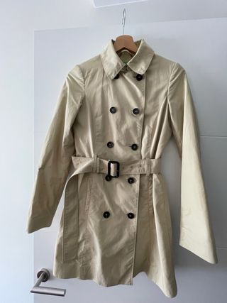 Trío de abrigos de entretiempo.