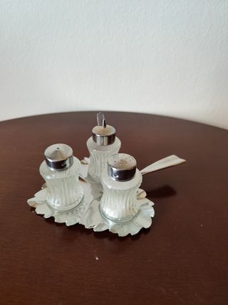 Set di ciotole per sale, pepe e zucchero con vassoio 