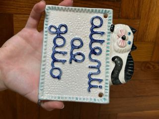 Targa ceramica dipinta a mano Attenti al gatto