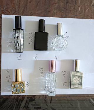 Mini bottiglie spray per contenere profumo