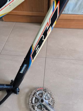 CUADRO BH EDICION ESPECIAL ,ALUMINIO