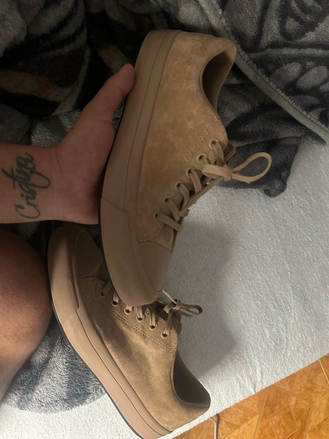 Zapatillas Uniqlo Lona Café