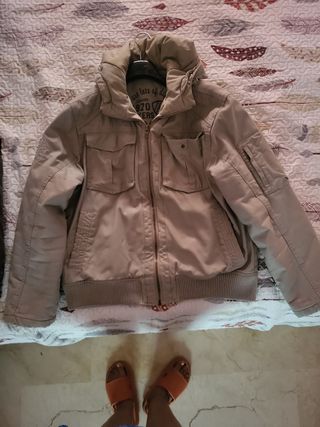 Chaquetón beige hombre