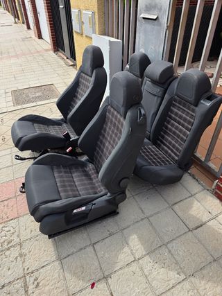 Asientos Golf V GTI