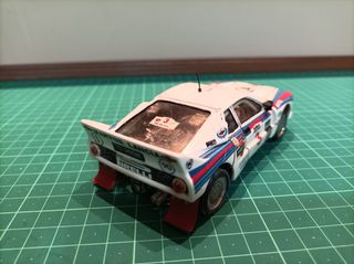 Coche Scalextric Lancia Martini Racing