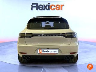 Porsche Macan -