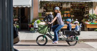 Bicicleta Bicicapace e-Justlong para 2 niños