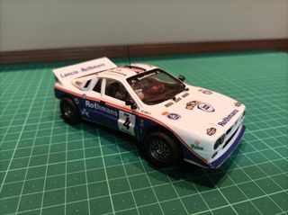 Coche Scalextric Lancia Rothmans