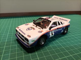 Coche Scalextric Lancia Rothmans