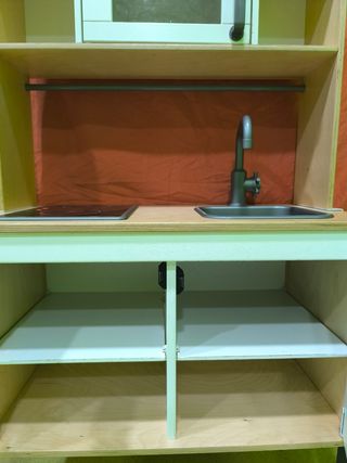 Cocinita de madera infantil