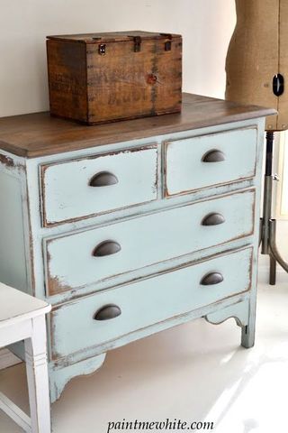 RESTAURADORA Y DECORADORA MUEBLES