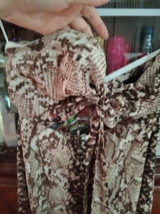 Mono largo estampado serpiente