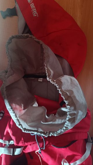 Mochila senderismo BERG Guide Pro 65L Roja