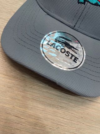 Gorra Lacoste Gris