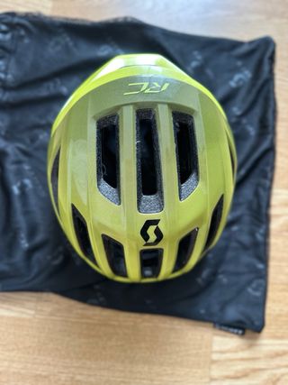 Casco Scott Centric Plus Amarillo