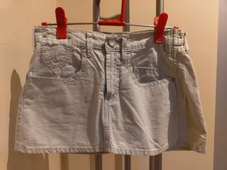 Falda beige con rayas