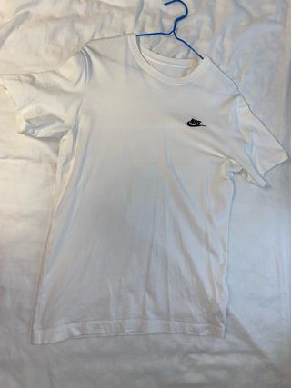 Camiseta Básica Nike Blanca