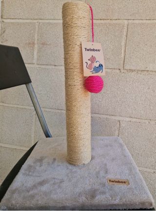 Rascador Twinbee para gatos 30x30x42cm