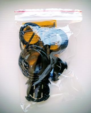 Ciclocomputador Garmin Edge 830 GPS con su soporte