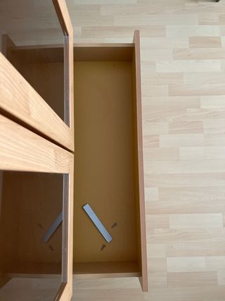 Mueble vitrina madera 2 puertas.