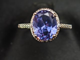 Anillo Plata de Ley y Tanzanita Ovalada