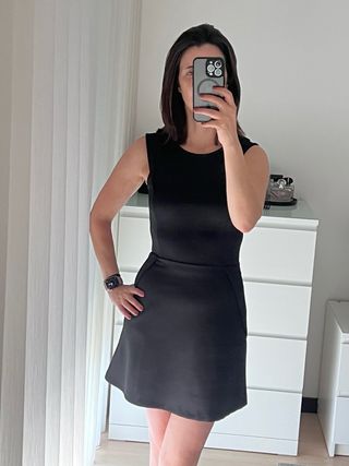 Vestido curto preto