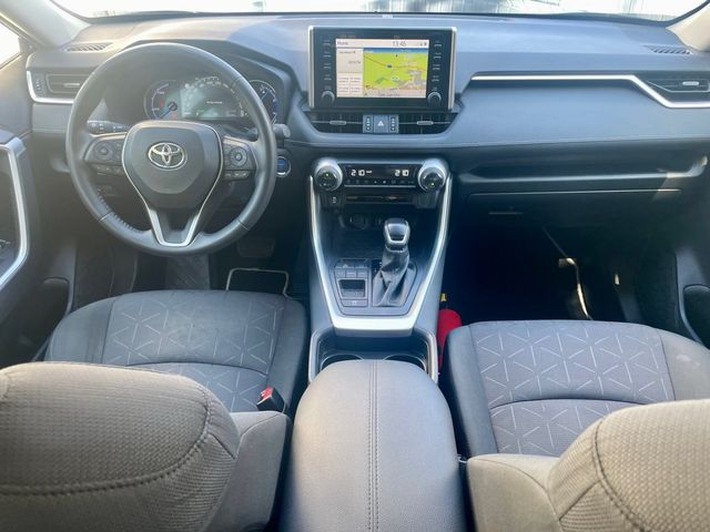 Toyota RAV4 2021