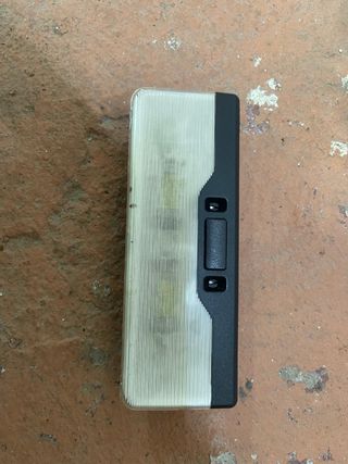 Luz interior BMW compact pack M, moldura negra. 

