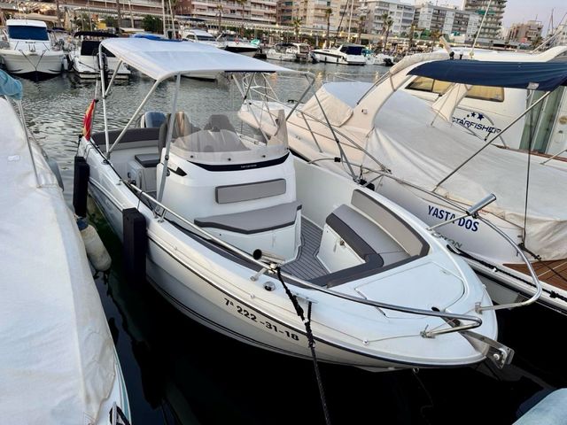 Barco Jeanneau cap camarat 6.5