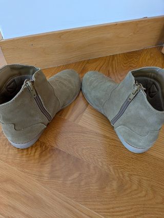 Botas camperas - botín campero niña talla 35