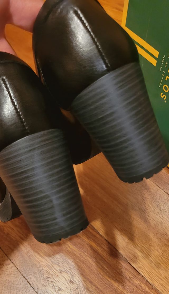 Zapatos de piel Pitillos 